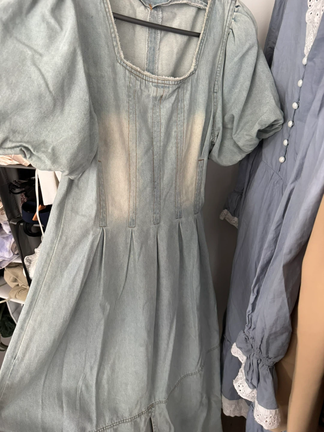 European made Light wash denim puff sleeve dress - photo 3