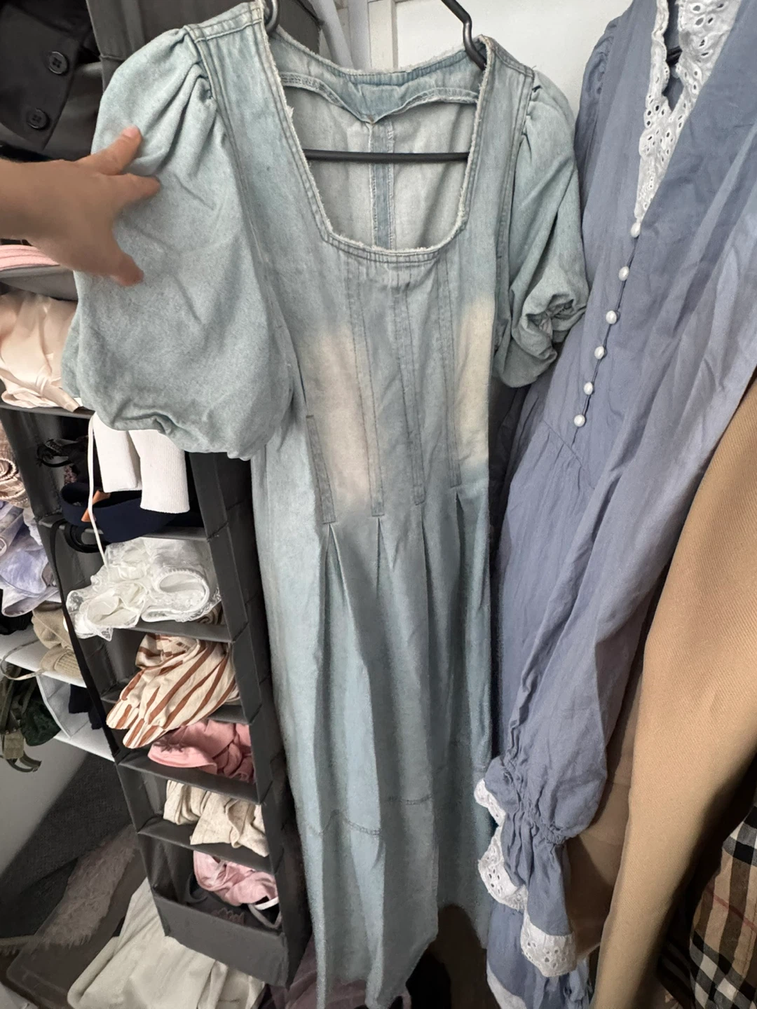 European made Light wash denim puff sleeve dress - photo 4