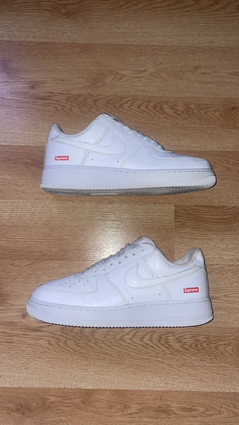 Size 8.5 men’s supreme af1 30$