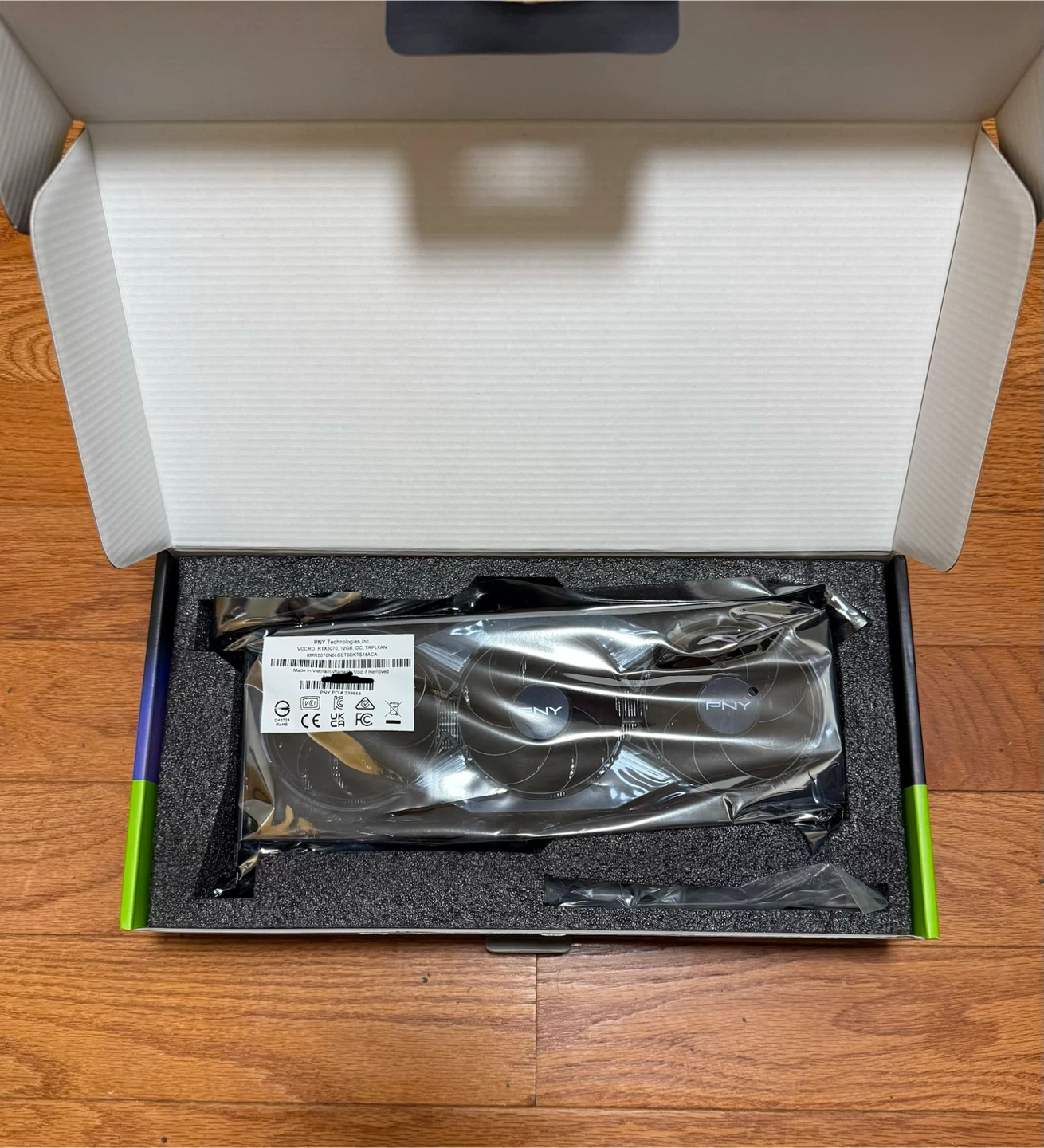 NVIDIA RTX 5070 PNY Epic-X New Sealed GeForce Graphics Card - photo 4
