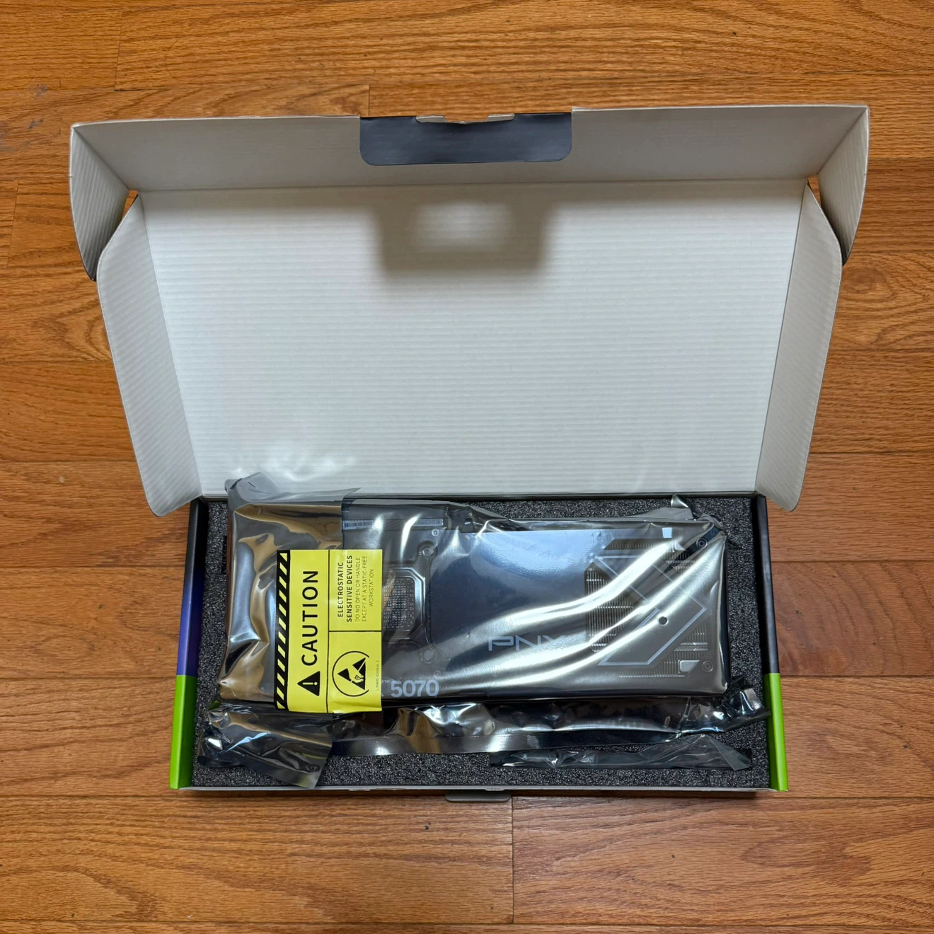 NVIDIA RTX 5070 PNY Epic-X New Sealed GeForce Graphics Card - photo 3