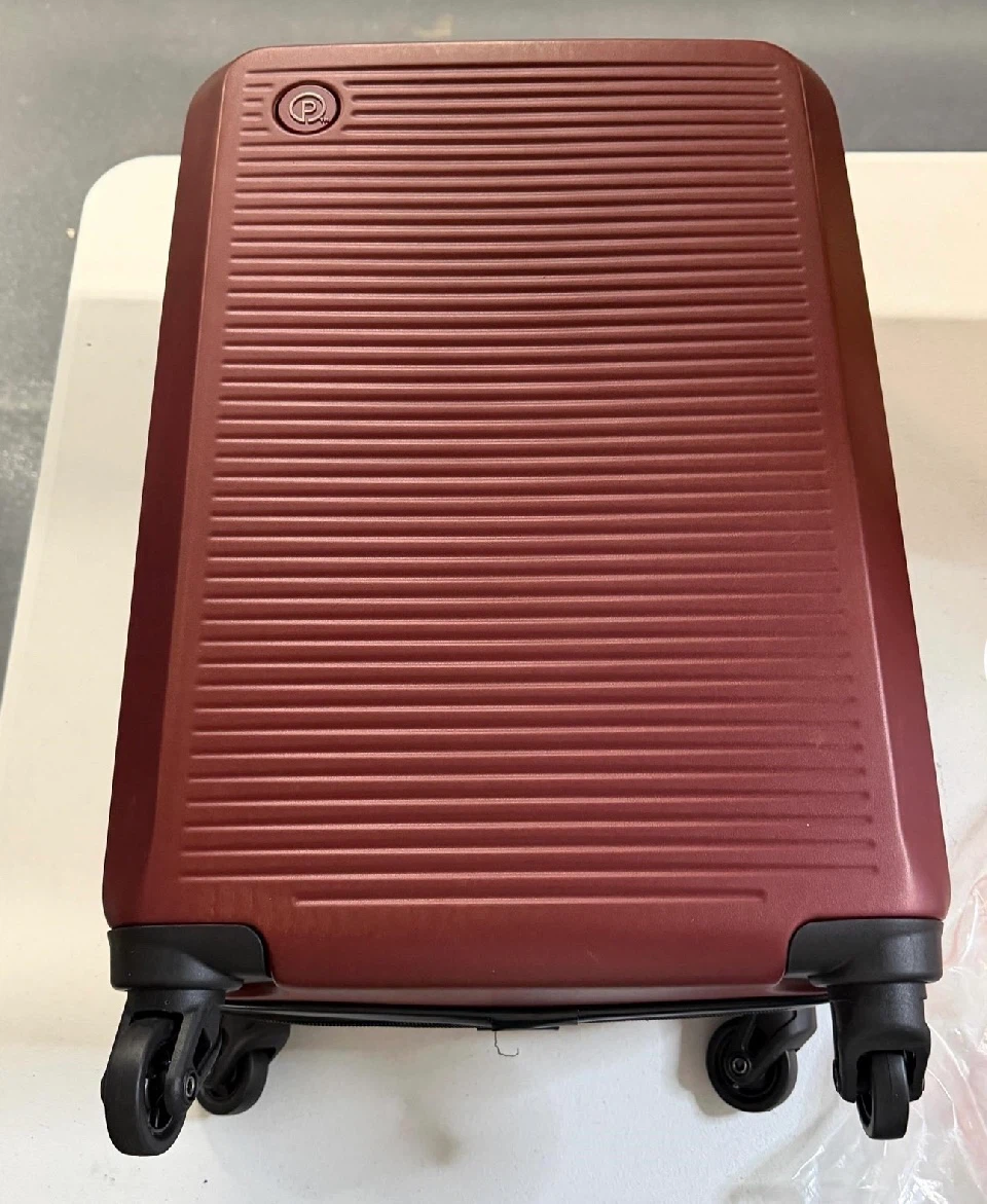 20" Maroon Upright Suitcase- New - photo 3