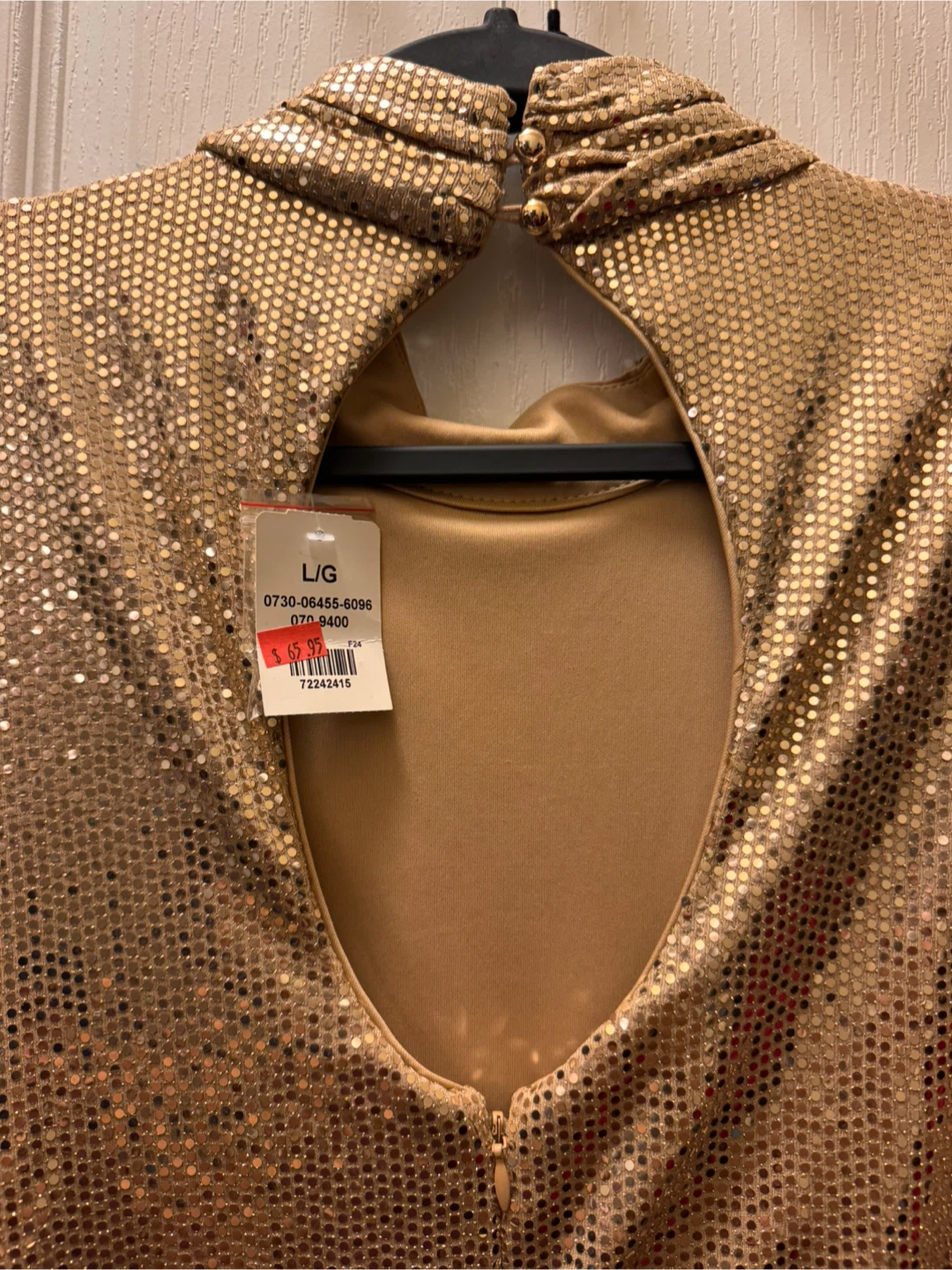Le Chateau Gold Sequin Dress - photo 3
