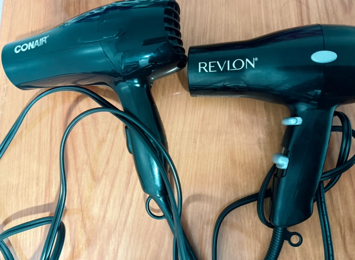 [moving sale]Conair and Revlon Hair Dryers
