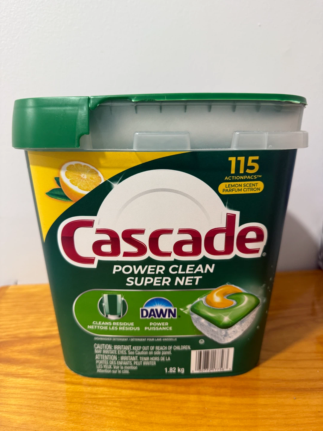 Cascade tub with assorted dishwasher pods