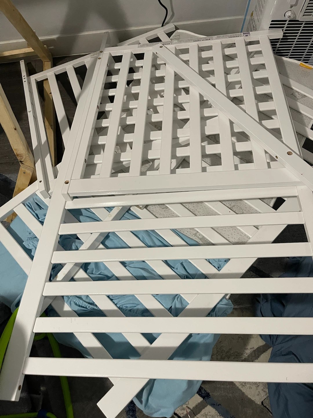 White baby crib