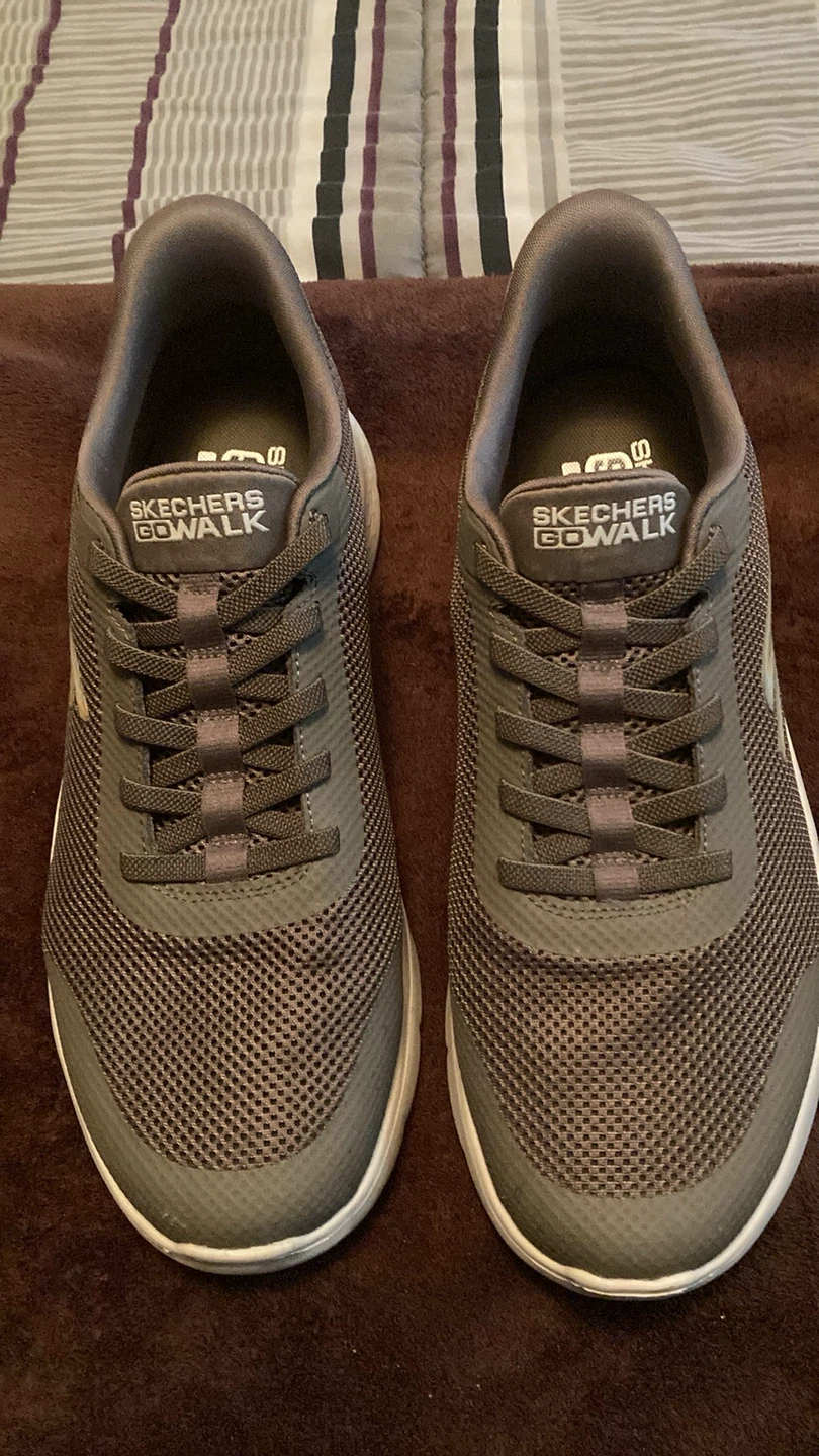 Skechers GoWalk Swift Fit Shoes