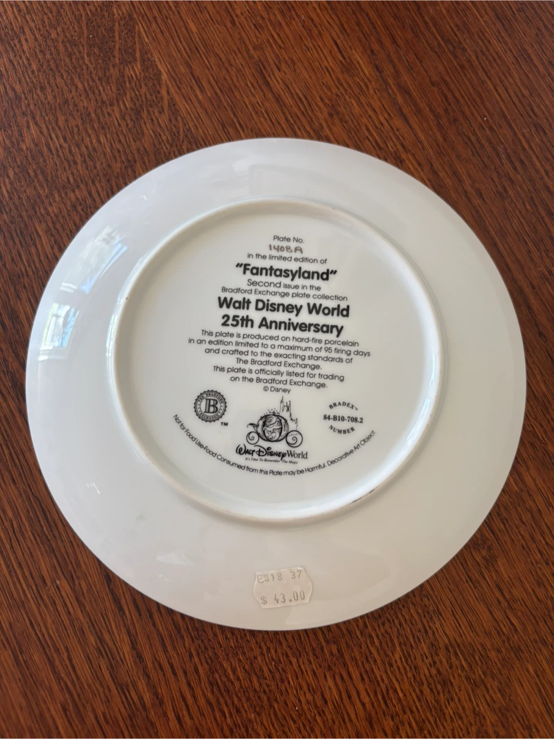 Walt Disney World 25th Anniversary Fantasyland Plate - photo 2
