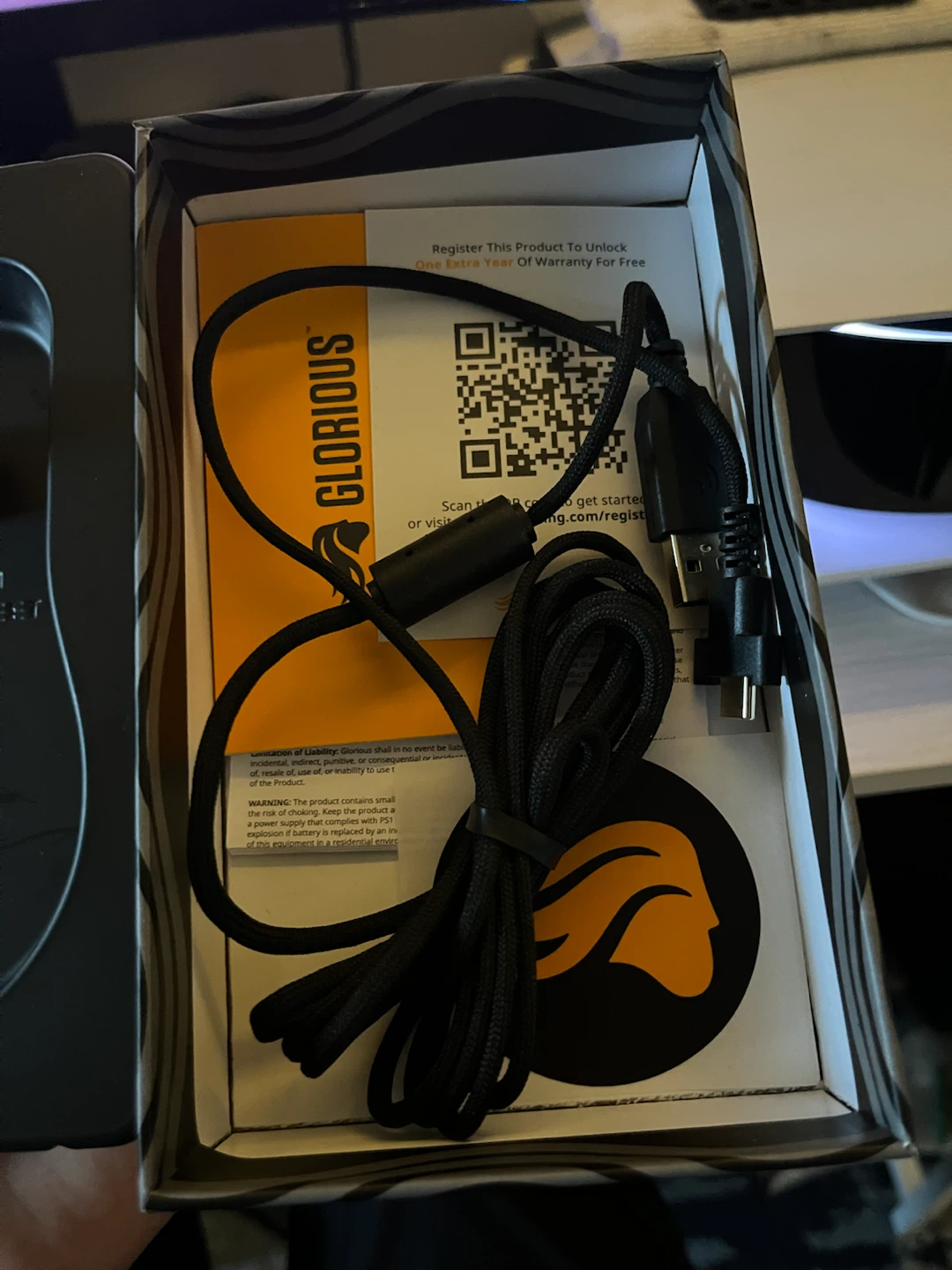 Glorious Model O 2 Pro Wireless Gaming Mouse - photo 5