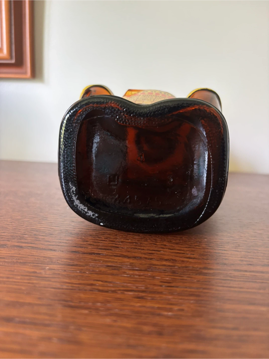 Vintage 1970s Oak Rum Limbo Drummer Bottle - photo 5