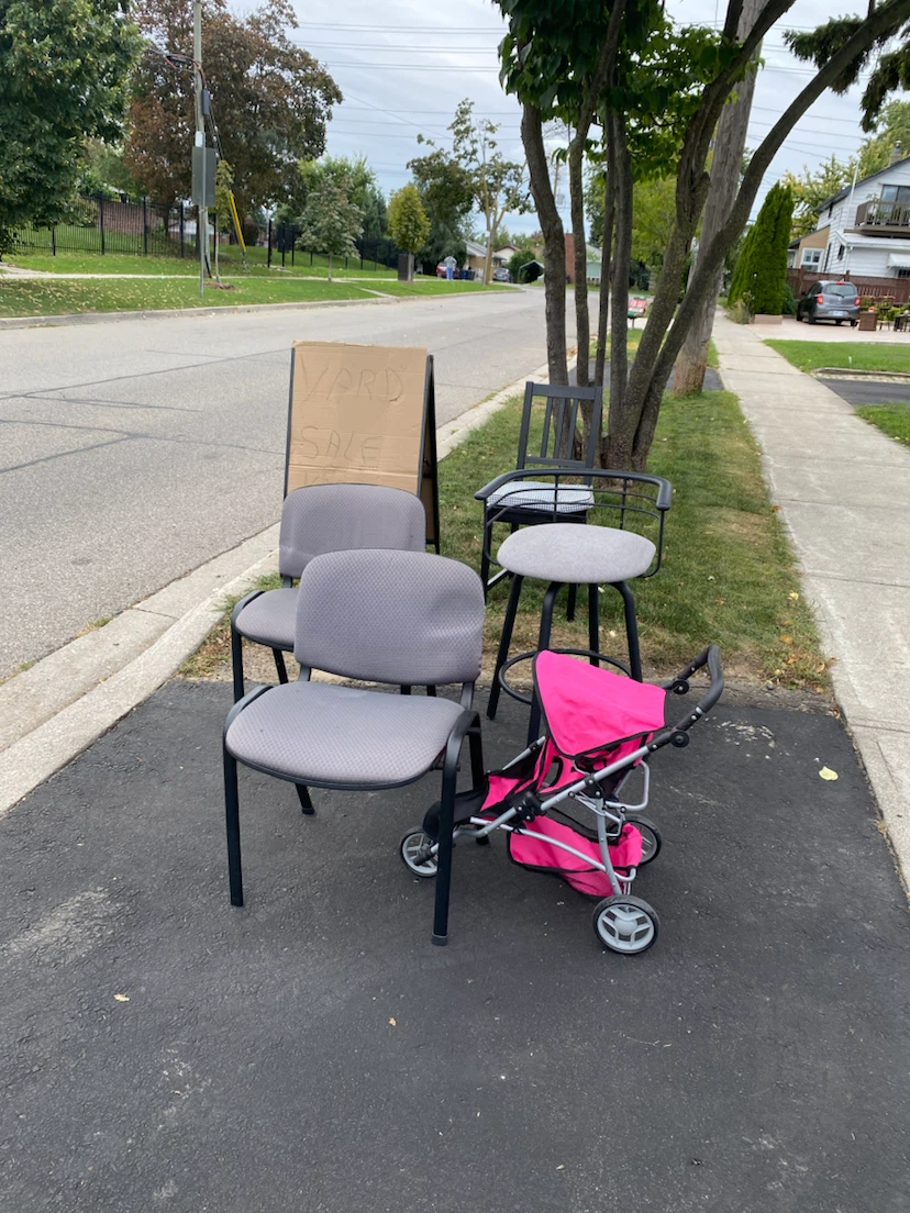 Yard sale September - photo 2