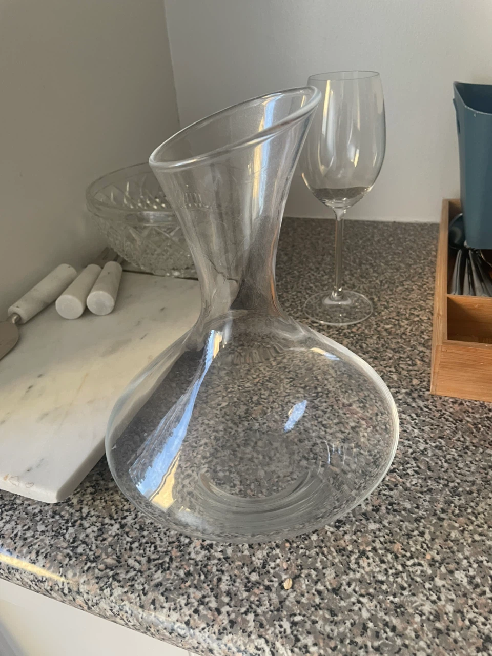 Clear Glass Wine Decanter - photo 2