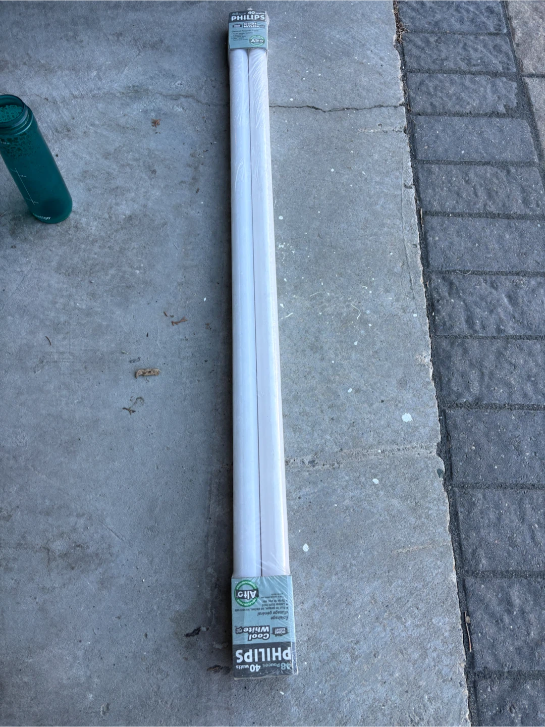 Philips 48-inch Cool White Fluorescent Tubes