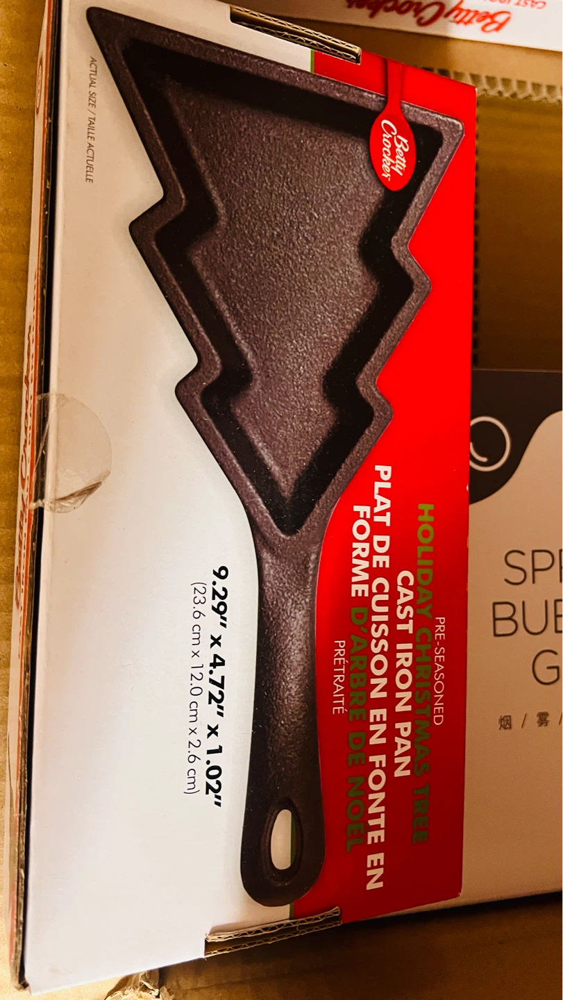 $5/ea. Betty Crocker Holiday Cast Iron Pan - photo 4