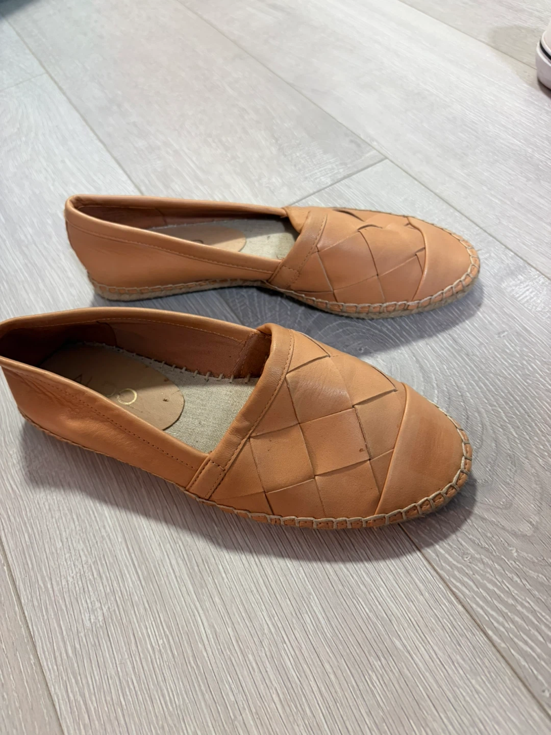 Aldo women flat shoes