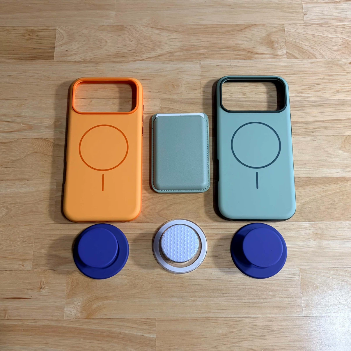 iPhone MagSafe Accessories