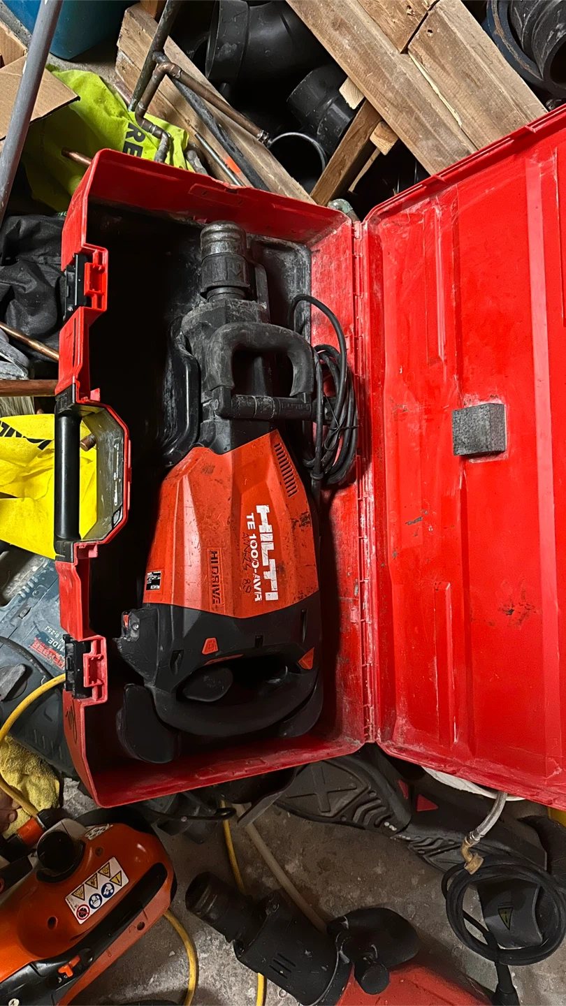 Jack hammer hilti te 1000