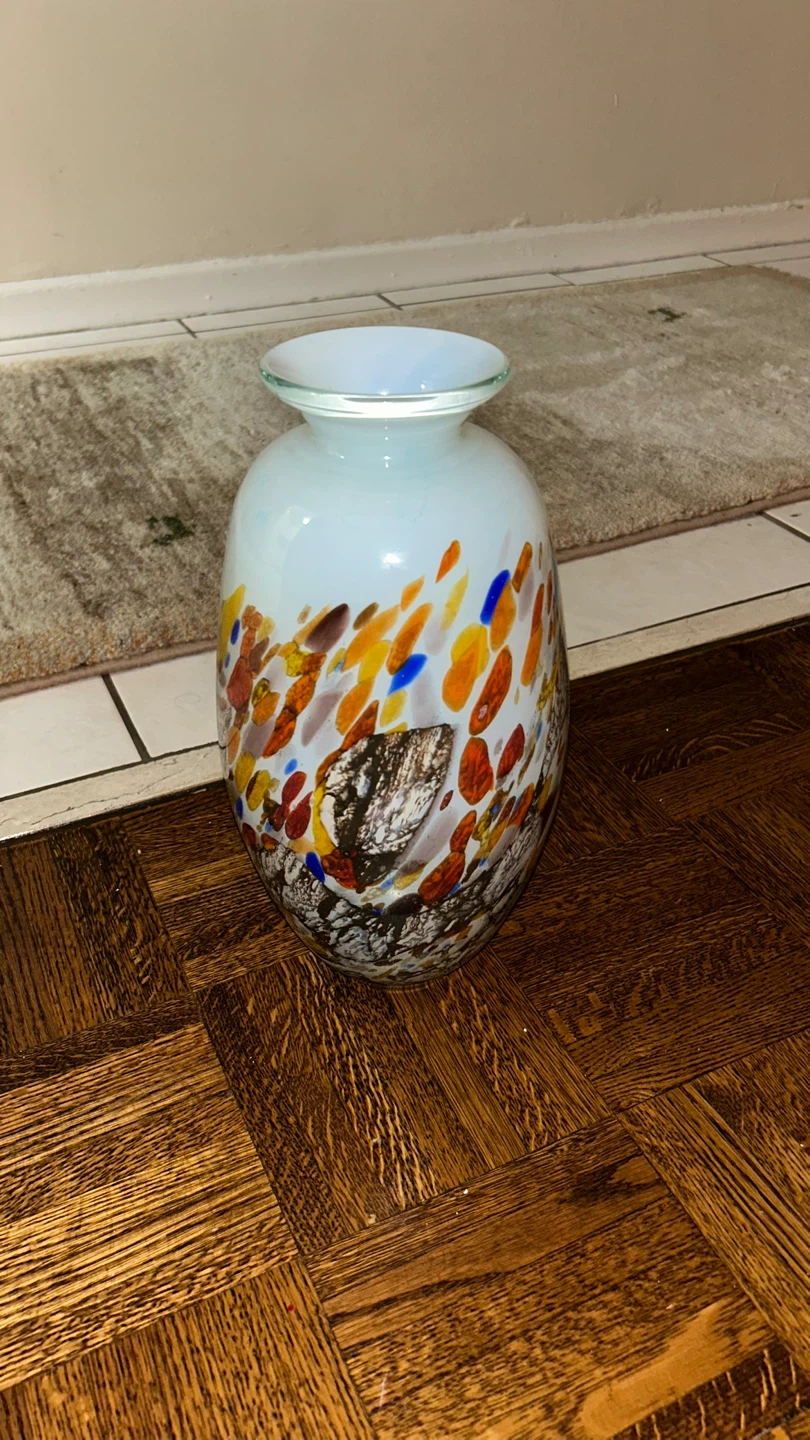 Set of Decorative Art Glass Vases and Bowls - photo 2