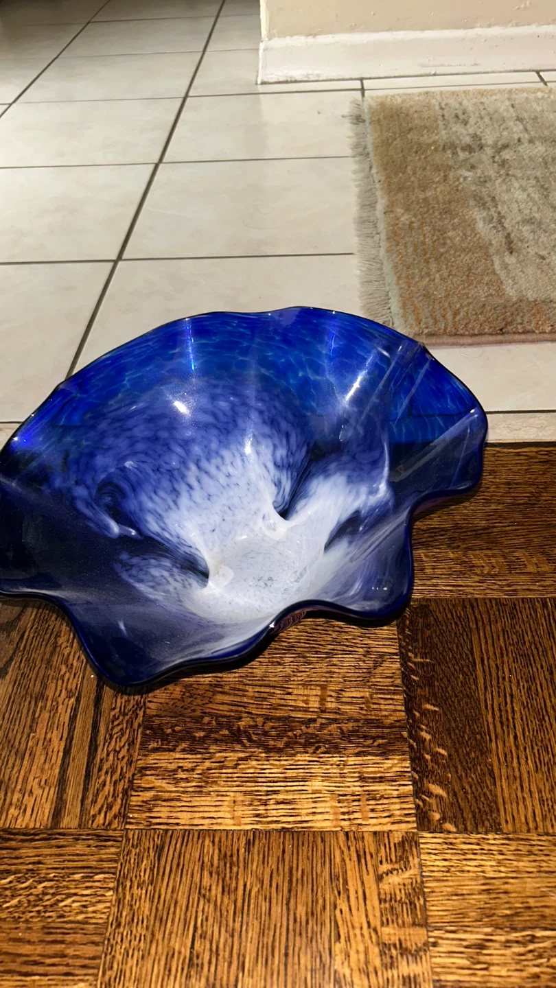 Set of Decorative Art Glass Vases and Bowls - photo 3