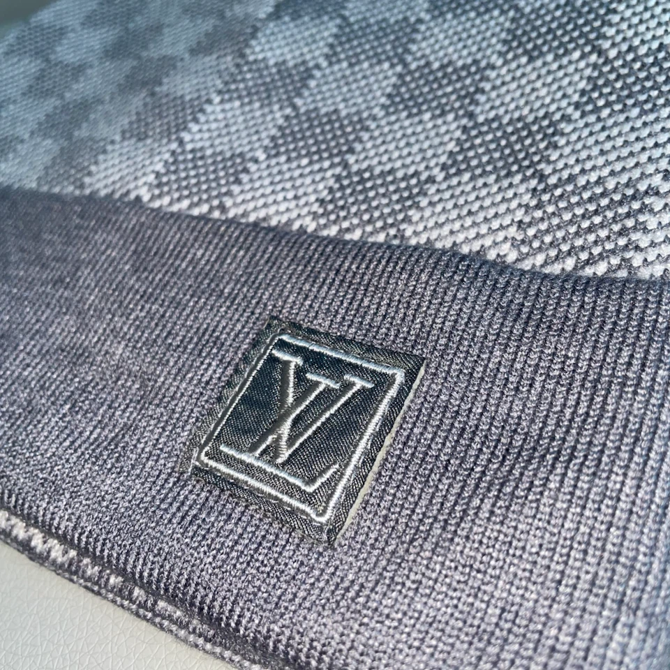 Louis Vuitton Damier Beanie - photo 4