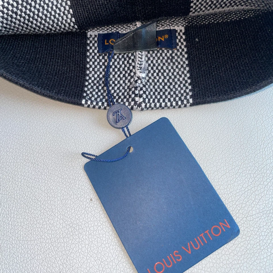 Louis Vuitton Checkerboard Beanie - photo 3