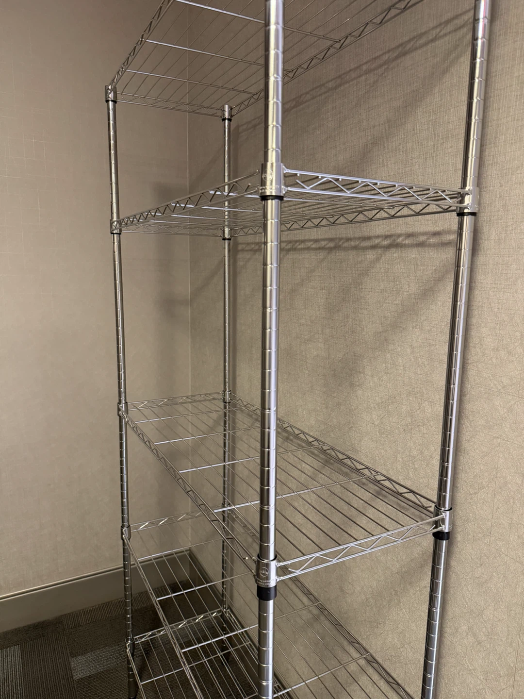 5-Tier Wire Shelving Unit – Chrome – Excellent Condition
