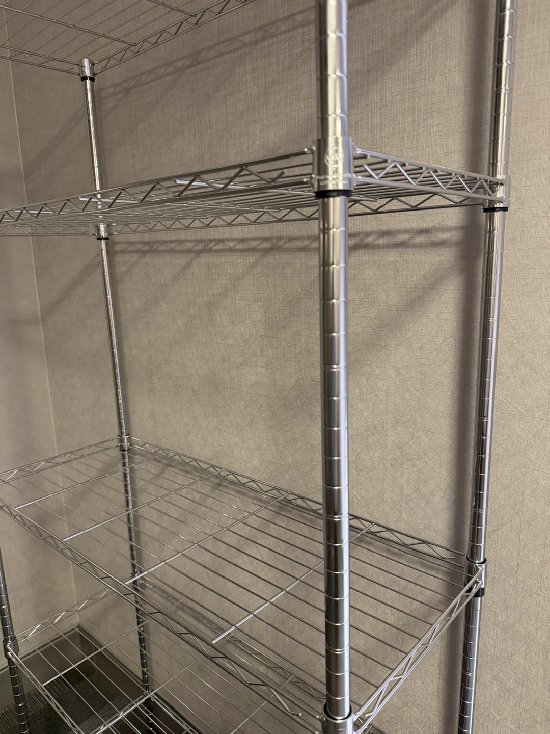 5-Tier Wire Shelving Unit – Chrome – Excellent Condition - photo 2