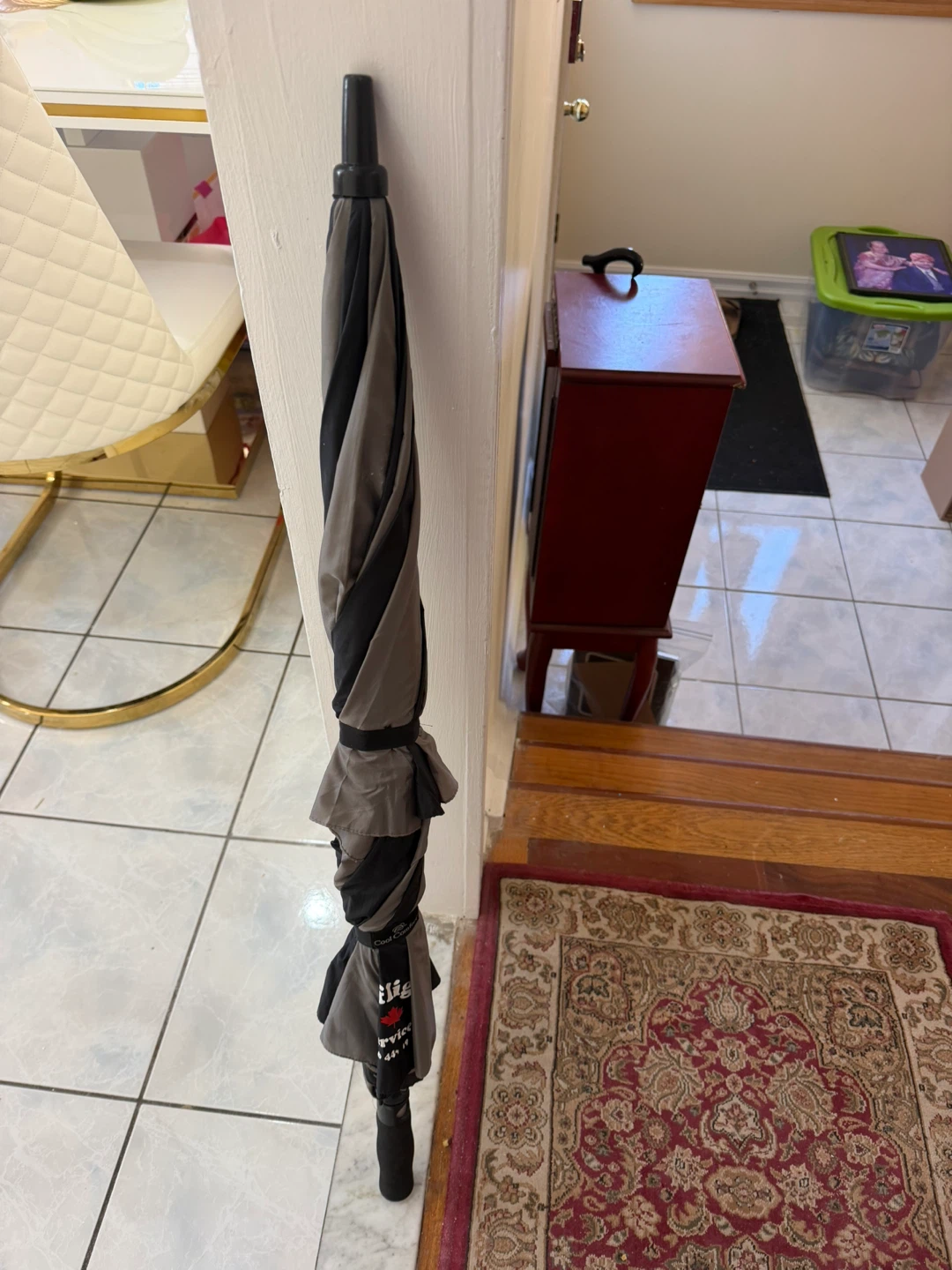 Airlight Golf Umbrella Black and Grey