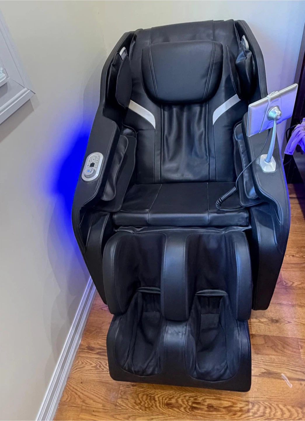 Black Full Body Massage Chair - photo 4