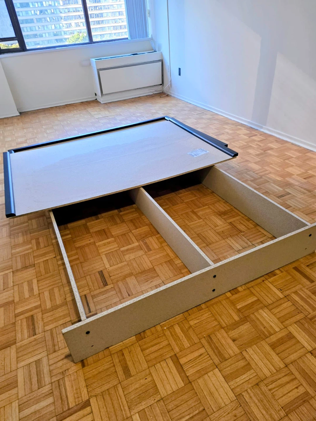Queen South Shore platform bed frame - photo 4