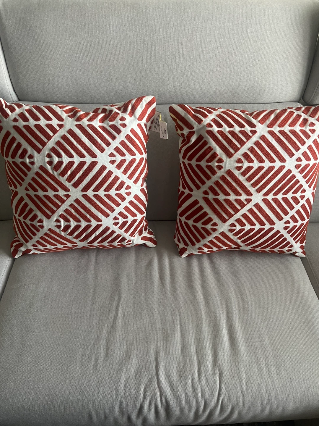Two Geometric Pattern Cushions - photo 3