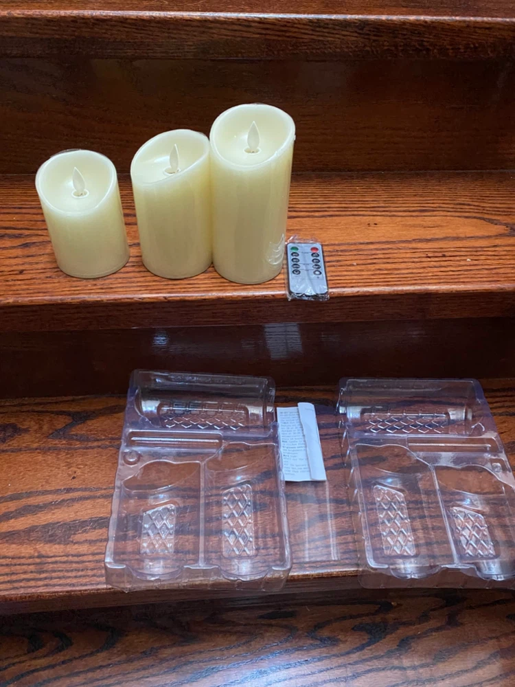 Set of 3 LED Flameless Candles with Remote
