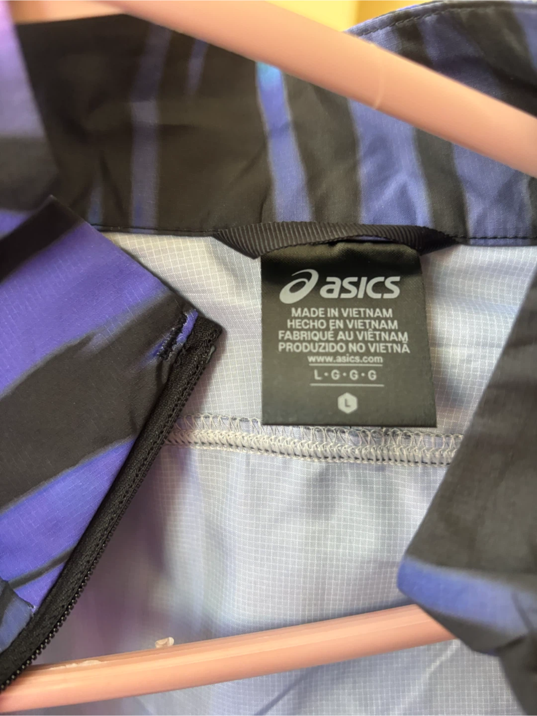 Asics TCS Toronto Waterfront Marathon Running Jacket - photo 5