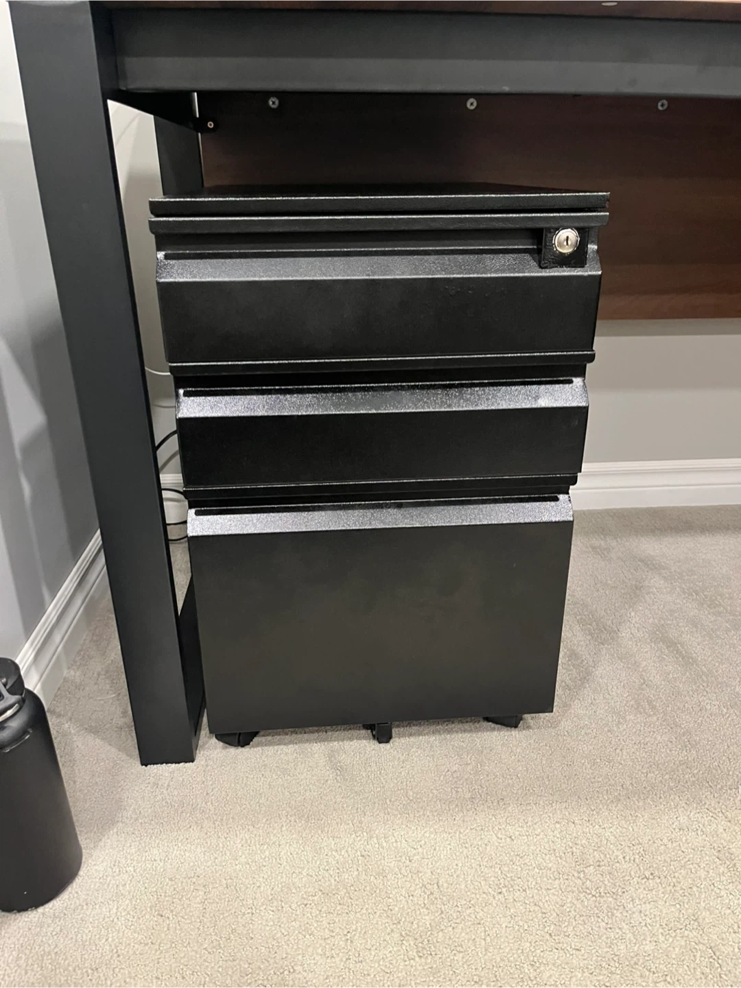 3-Drawer Locking Filing/Storage Cabinet - photo 2