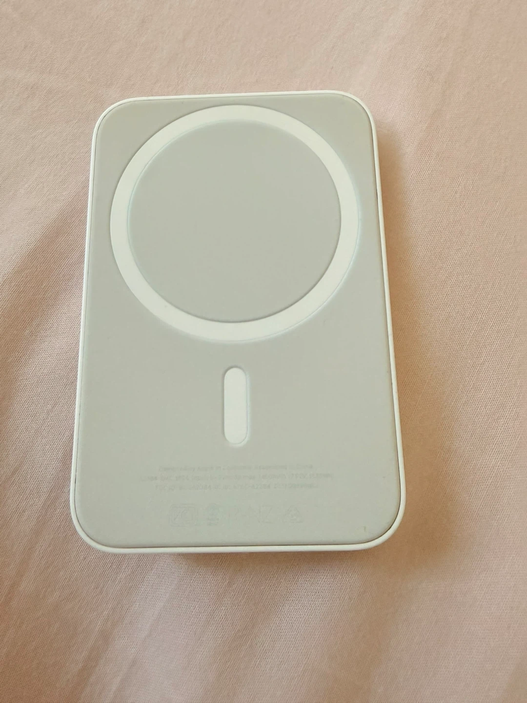 Apple MagSafe Battery Pack