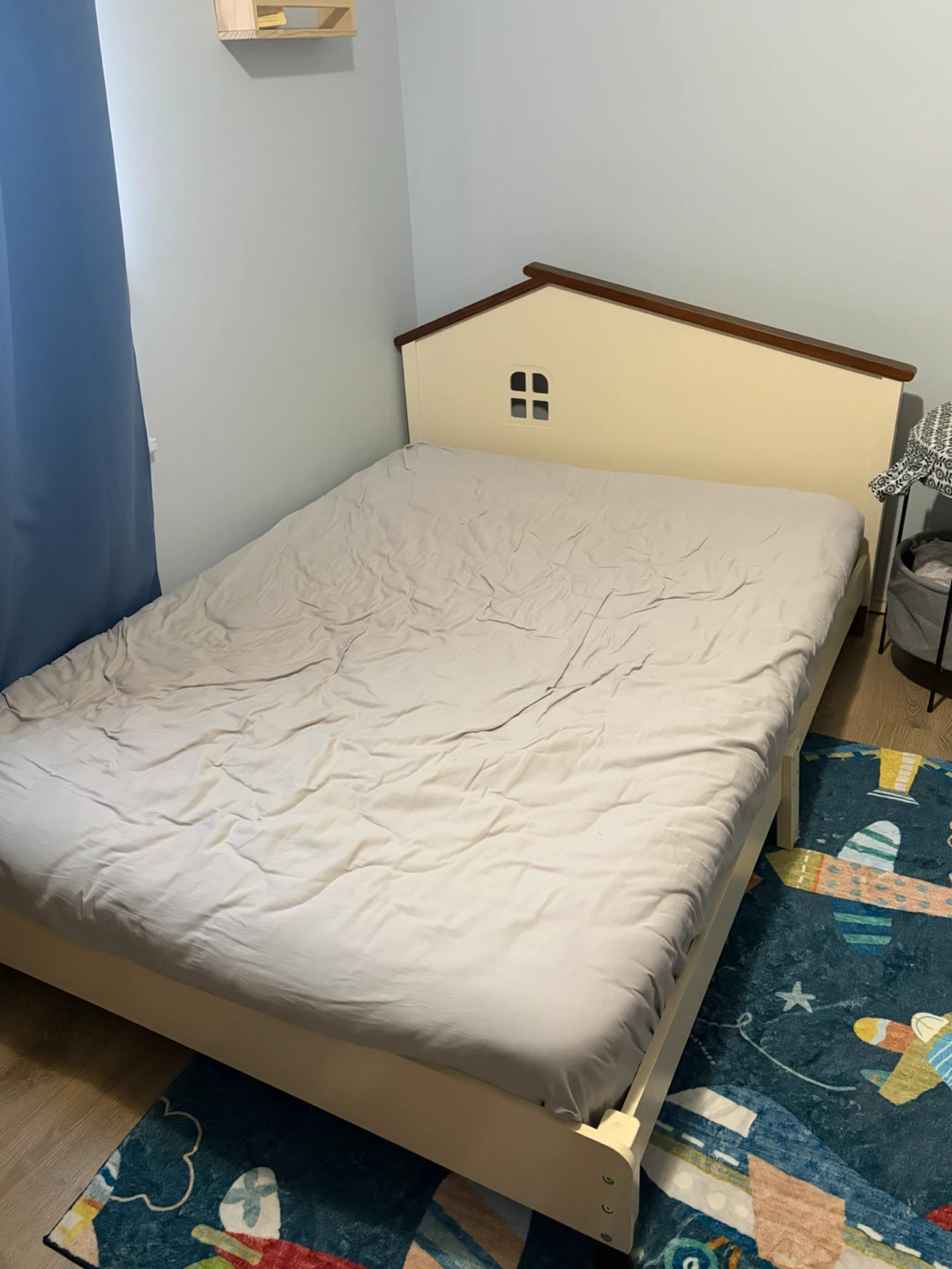 Kids House-Shaped Bed Frame - photo 3