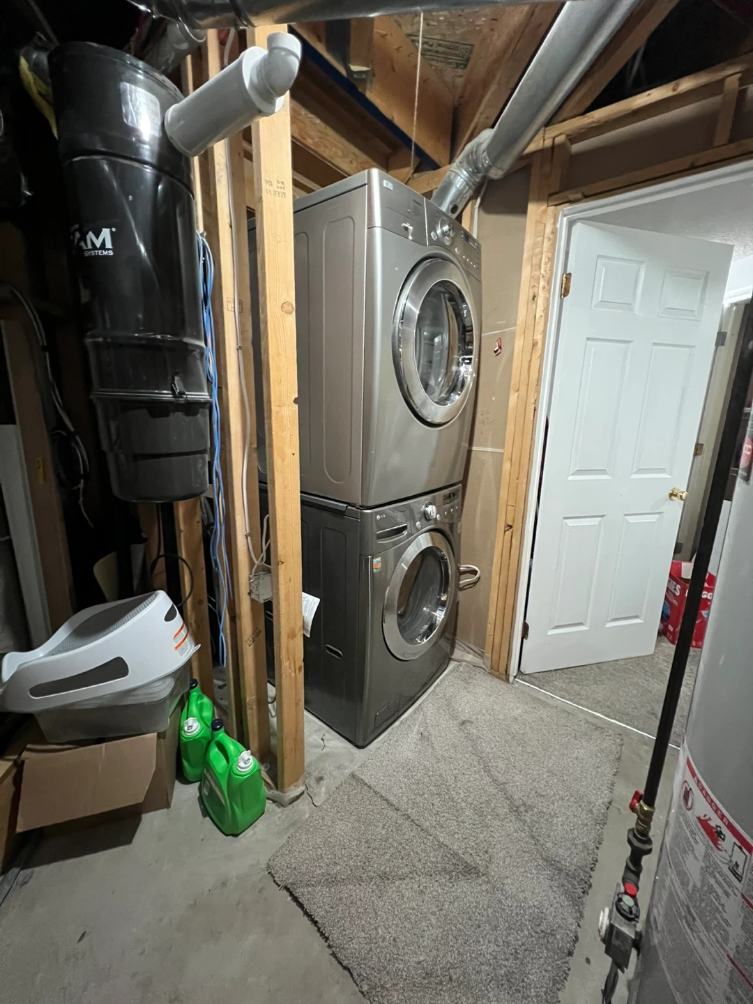 A Cozy 2 bedroom basement for rent From Oct 1st. - photo 2