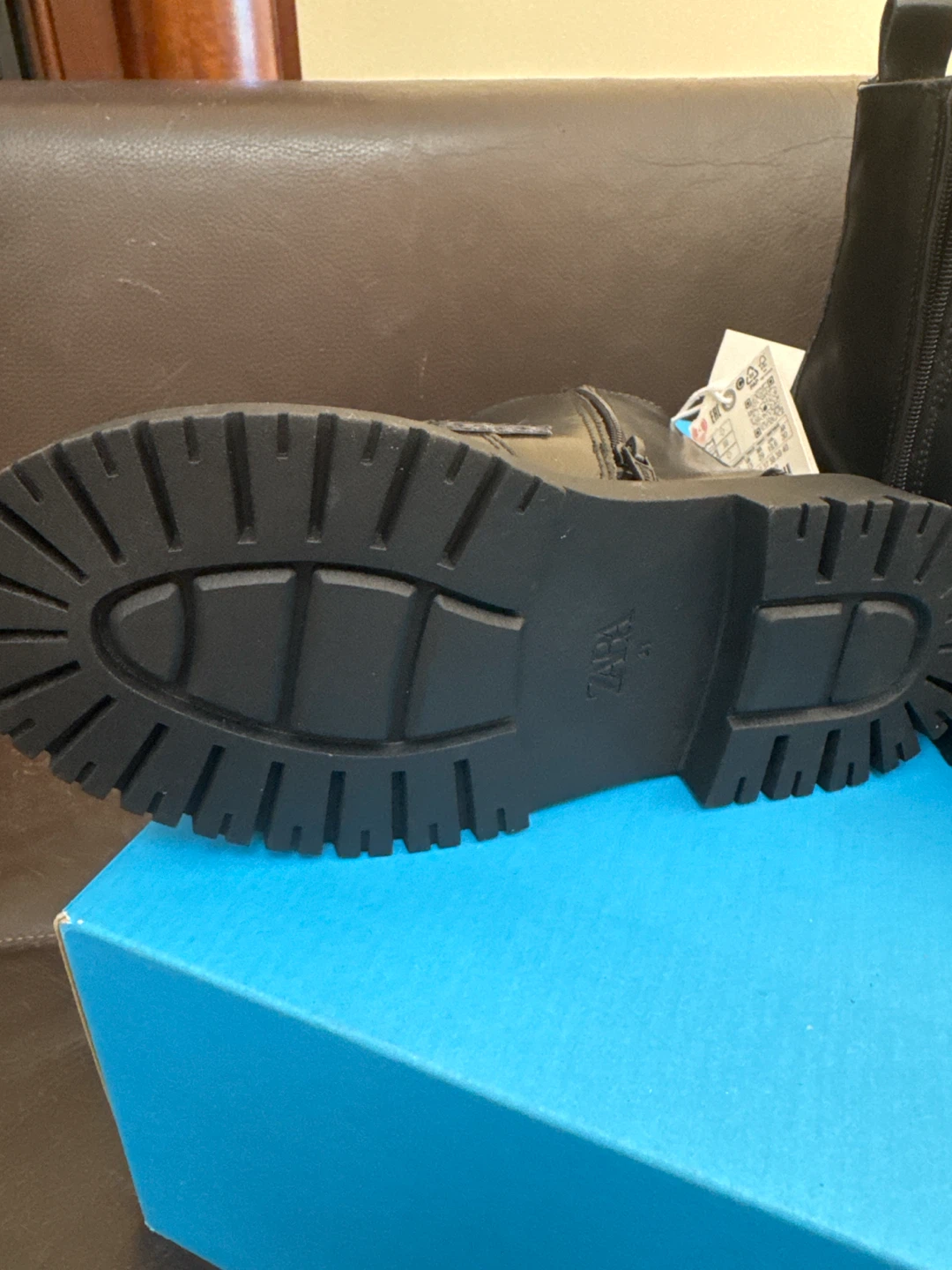 Zara Black Heart Detail Boots - photo 3