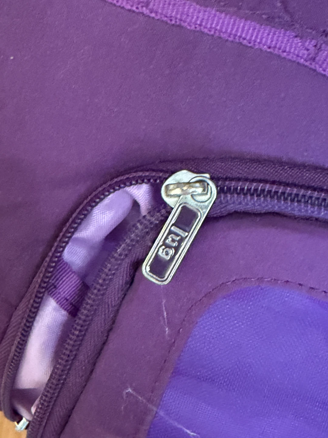 Lug purple travel bag with shoe compartment - photo 3
