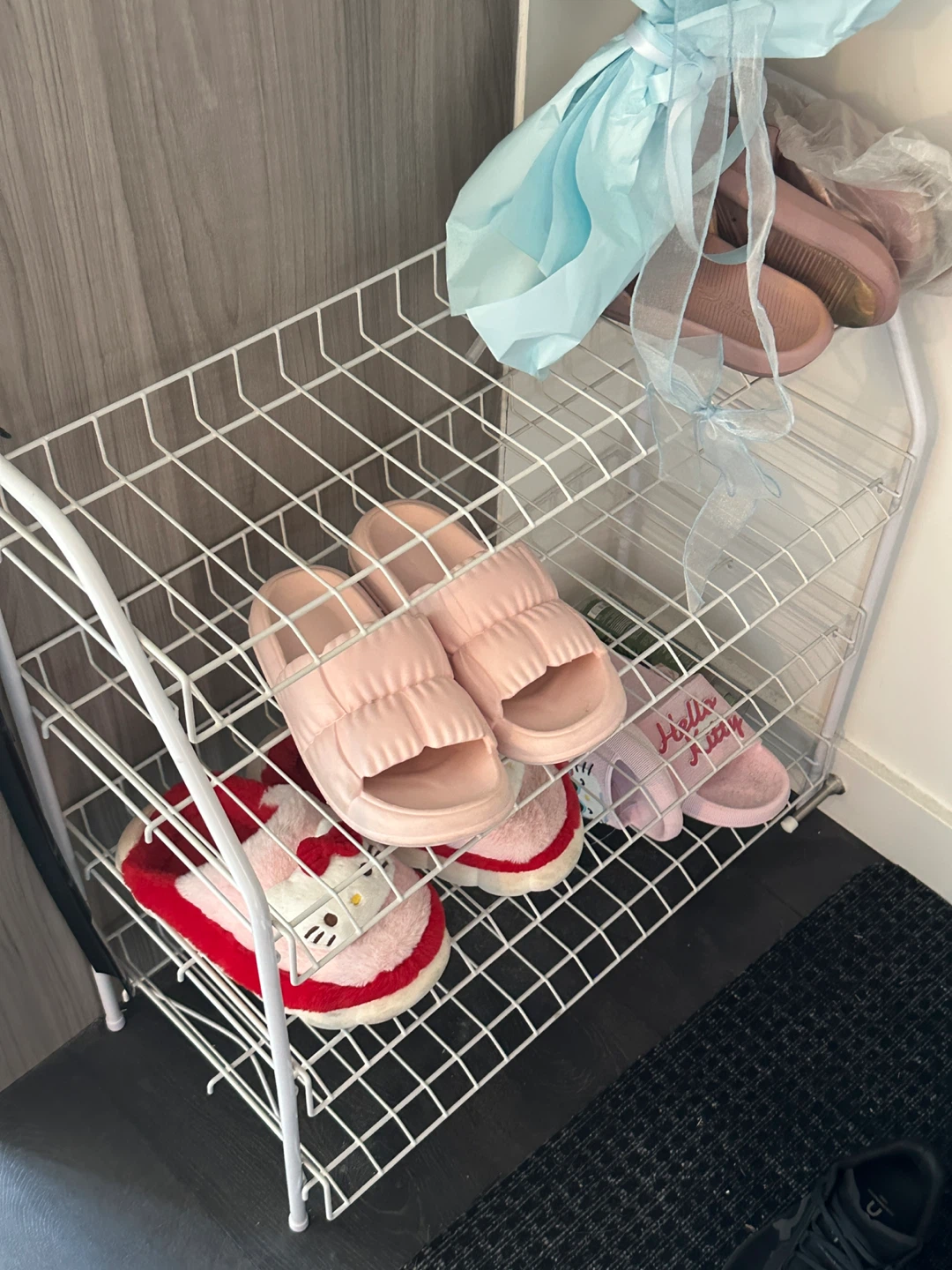 White Metal Shoe Rack - photo 2