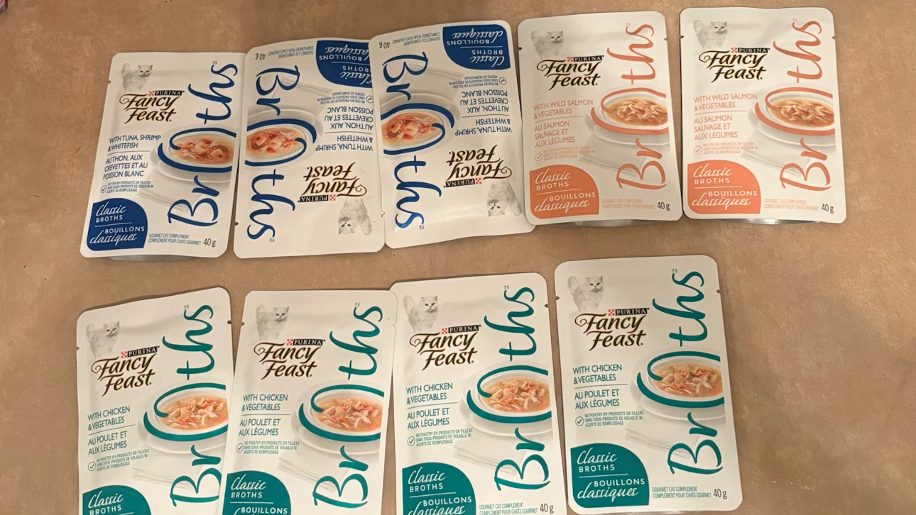 Purina Fancy Feast Broths Cat Complement Pouches - photo 3