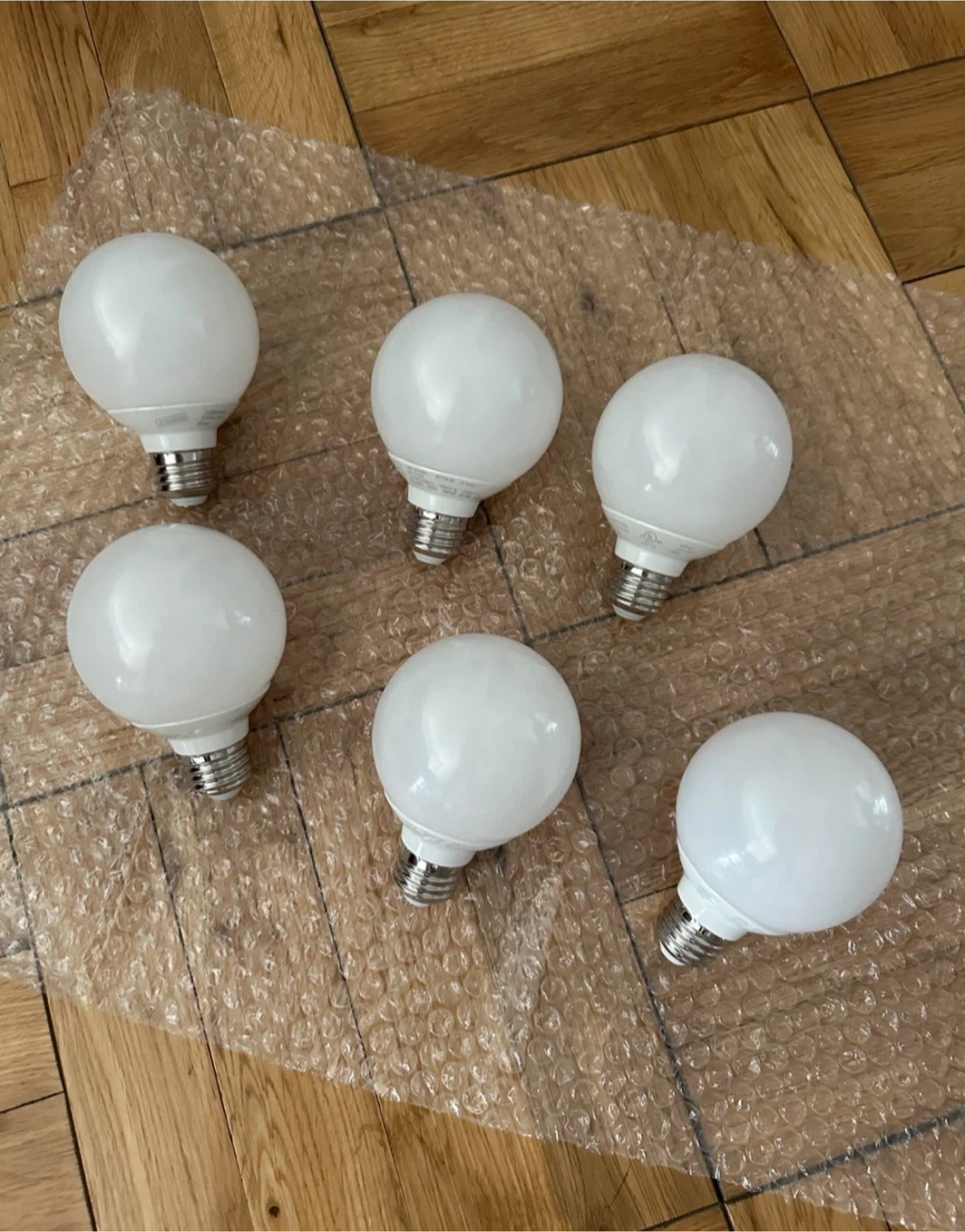 (New) Vanity LED Light Bulbs (Set of 6) - Warm light 5W 3000K