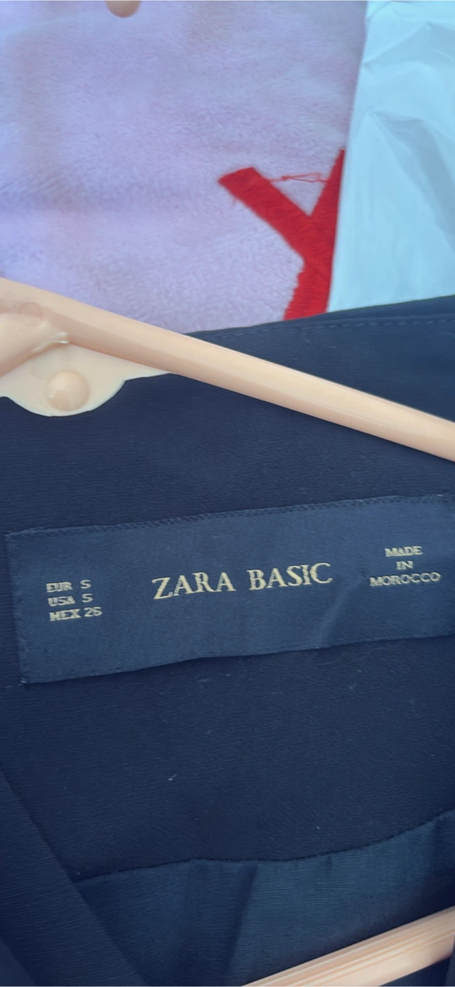 Zara Basic Black Sleeveless Vest - Size Small - photo 3