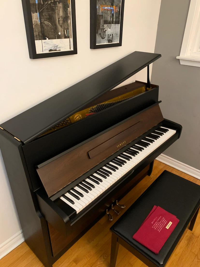 Yamaha Japanese Upright Piano - photo 2