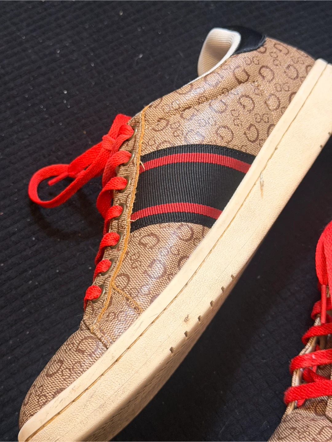 Guess Brown Monogram Sneakers - photo 3