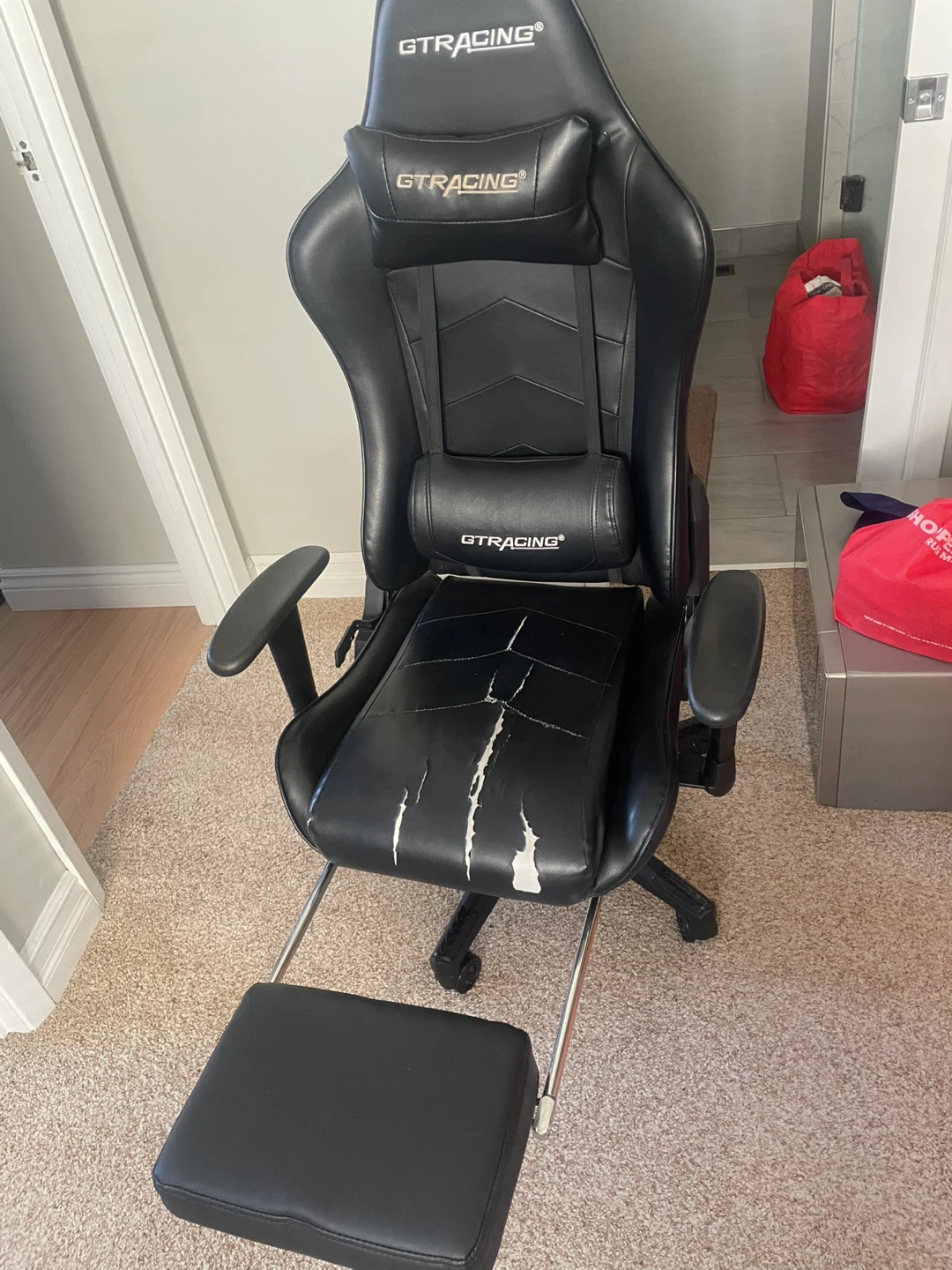 GTRACING Gaming Chair with Footrest