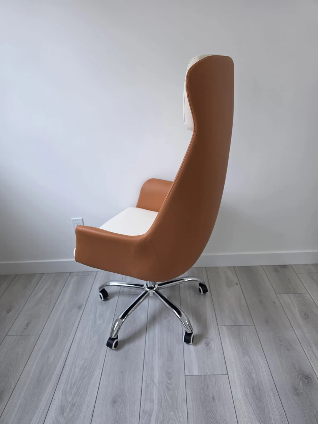 Modern Executive Office Chair - photo 4