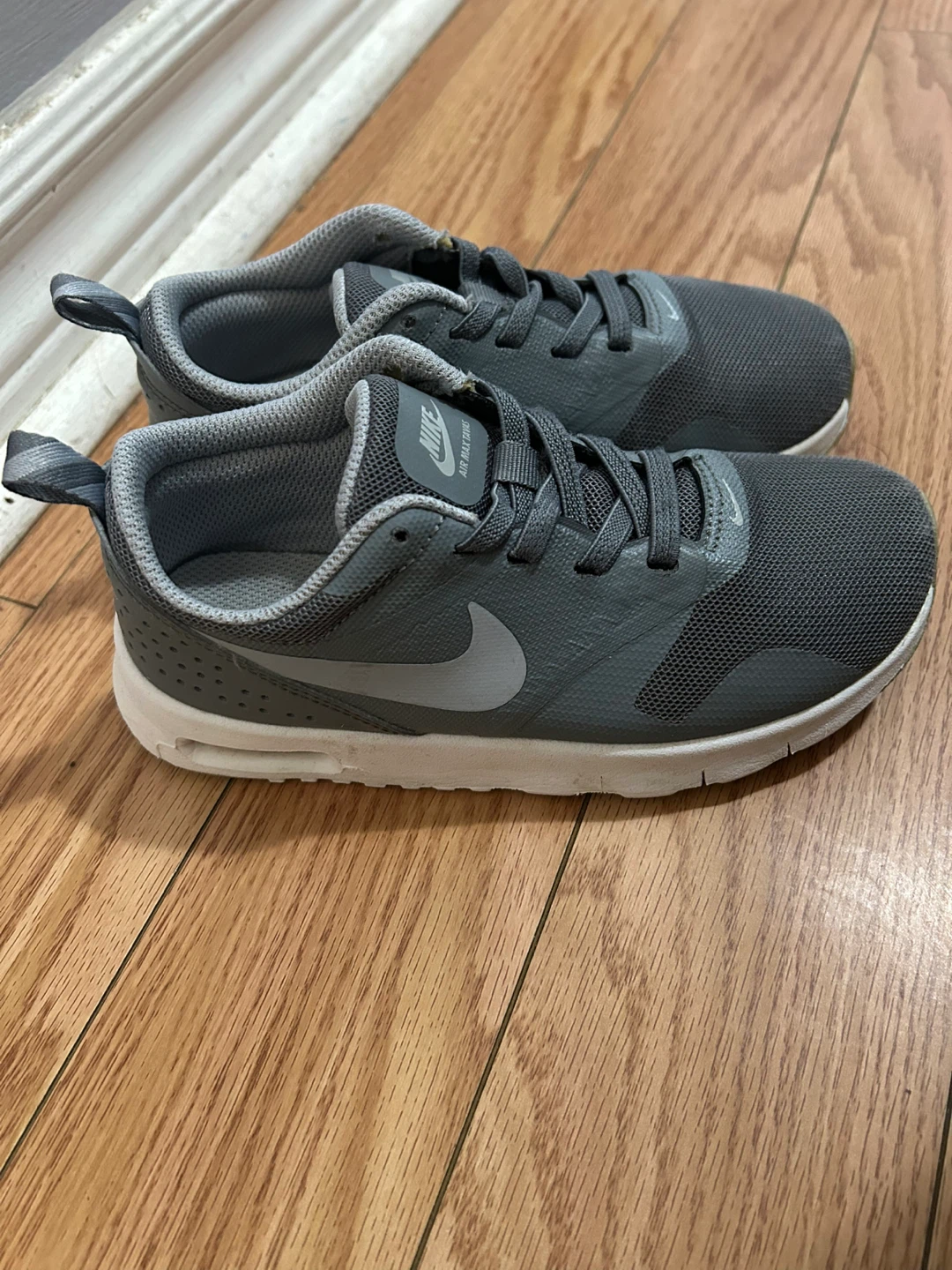 Size 13C Nike Air Max Tavas Grey Sneakers - photo 2