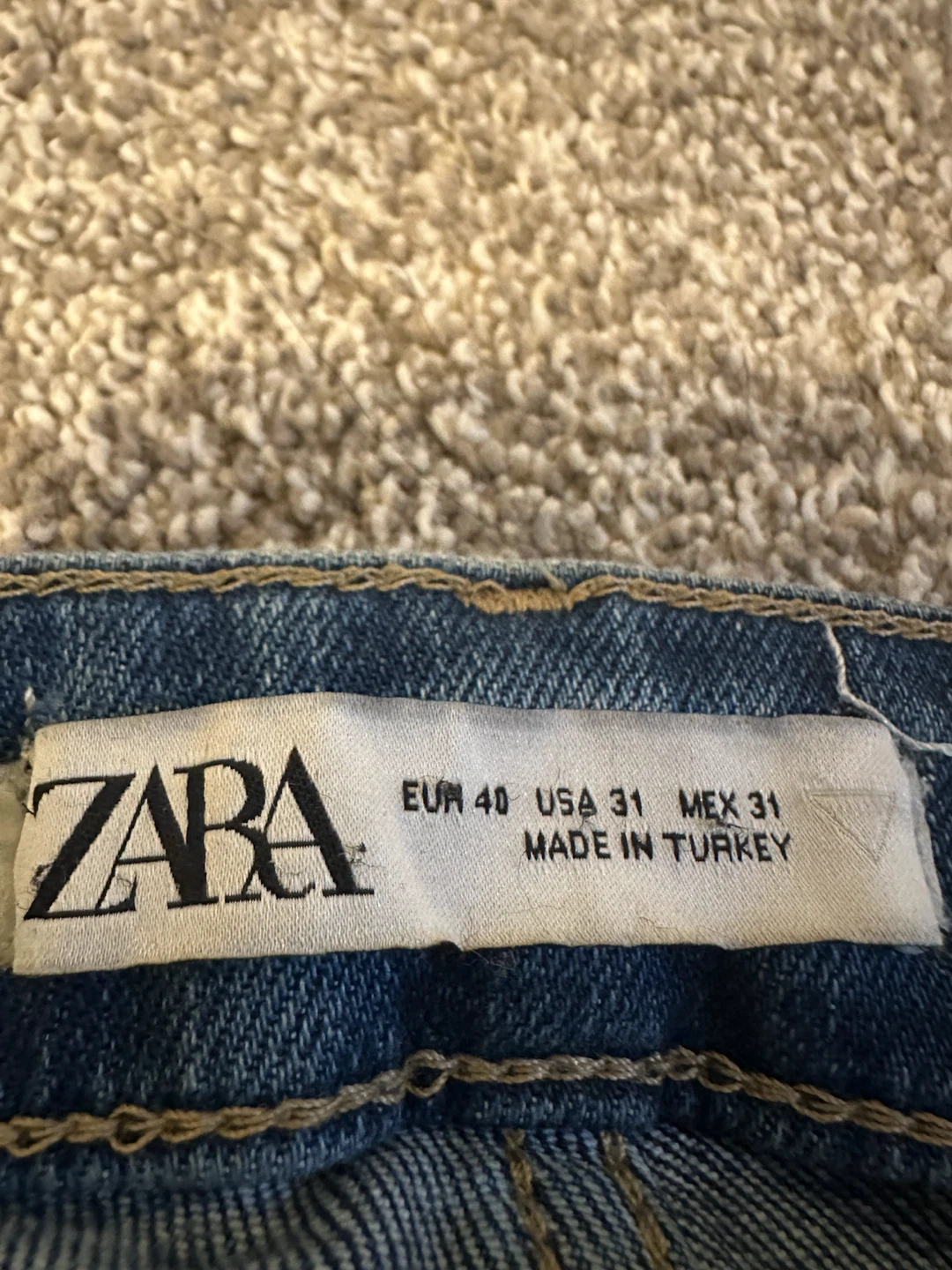 Zara Distressed Patch Jeans Size 31 - photo 2