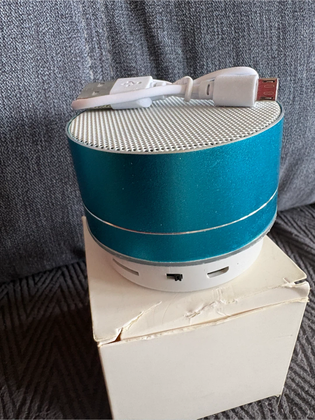 Cine Starz Portable Bluetooth Speaker - photo 2